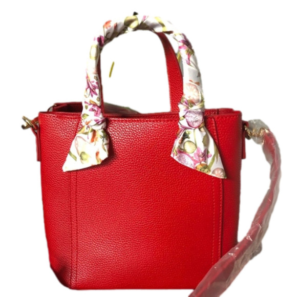 NWT Red Cross Body Purse/Reg Purse with Detachable Shoulder Strap - Picture 1 of 5
